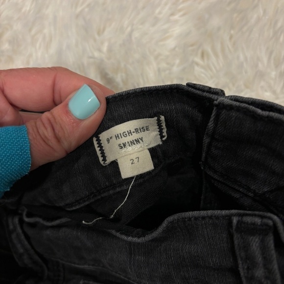 Madewell 9” High Rise Distressed Raw Hem Skinny Jeans in Black Sea Size 27 - Picture 6 of 12